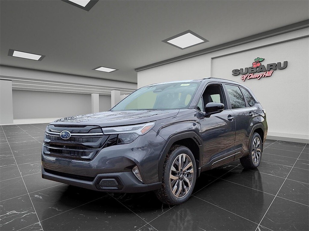 2025 Subaru Forester Touring photo 3