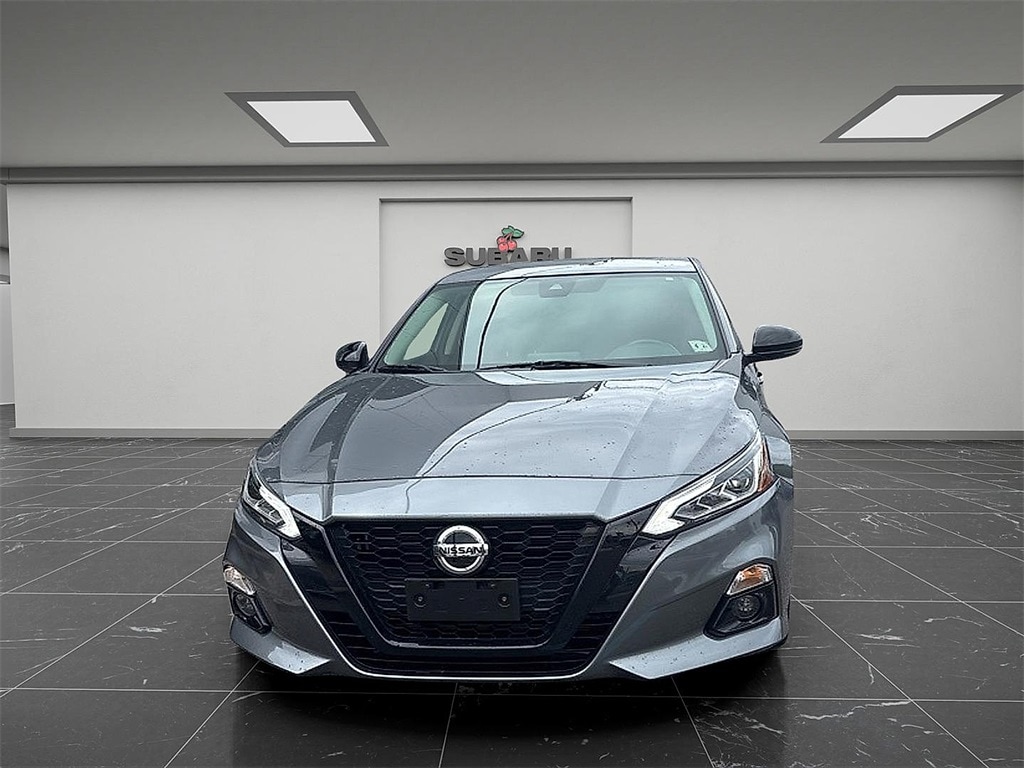 Used 2022 Nissan Altima 2.5 SR Sedan