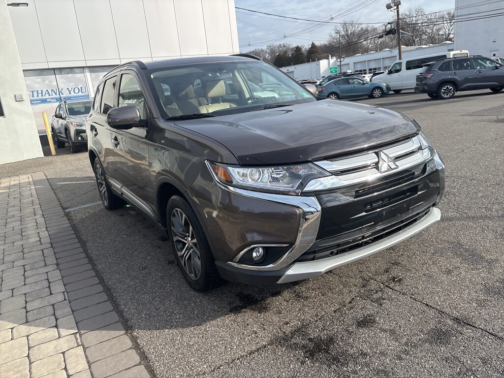 Used 2016 Mitsubishi Outlander SEL SUV
