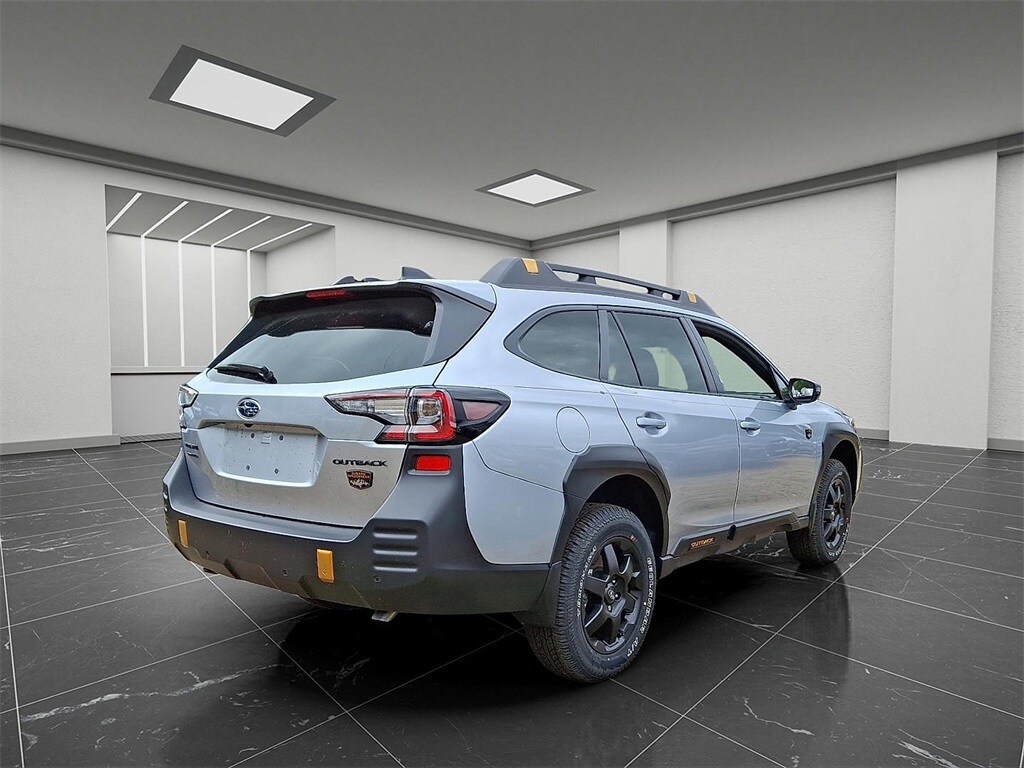 2025 Subaru Outback Wilderness photo 2