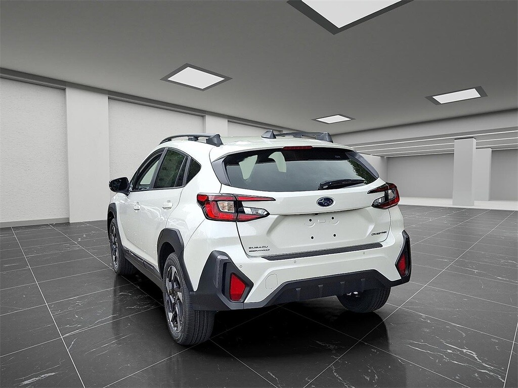 2025 Subaru Crosstrek Limited photo 2