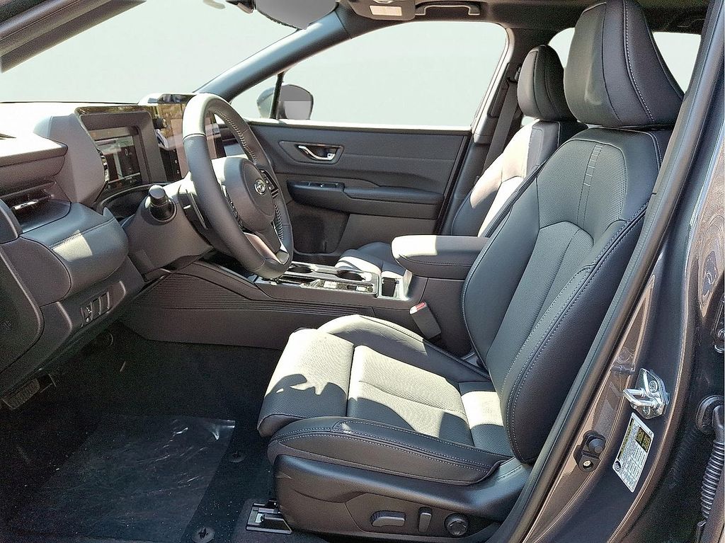 2026 Subaru Outback Touring - Photo 8