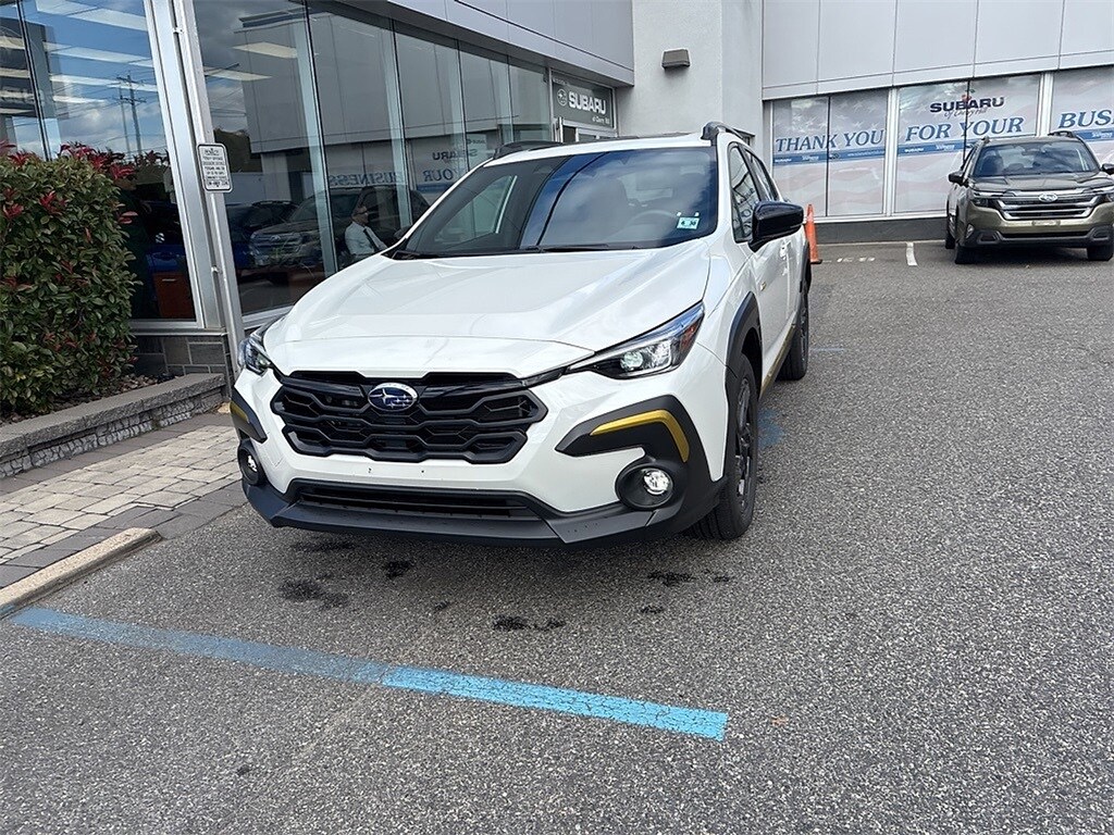 2025 Subaru Crosstrek Sport photo 2