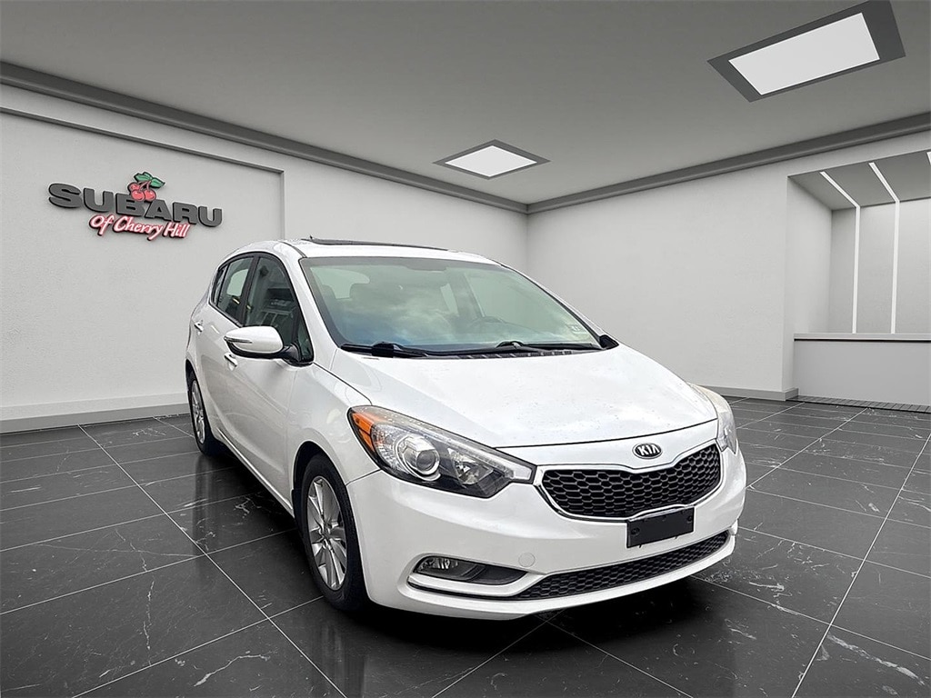 Used 2015 Kia Forte5 EX Hatchback