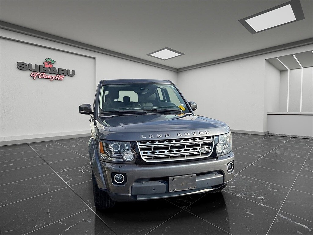 2015 Land Rover LR4 Base photo 2