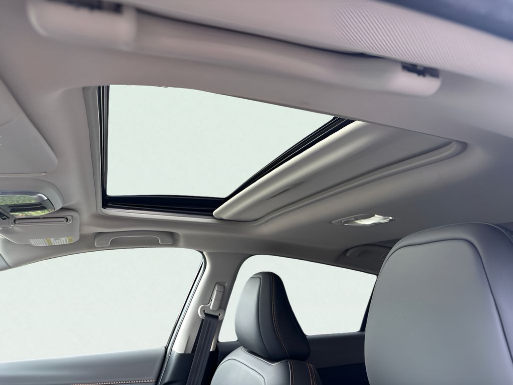 2025 Subaru Crosstrek Limited - Photo 13