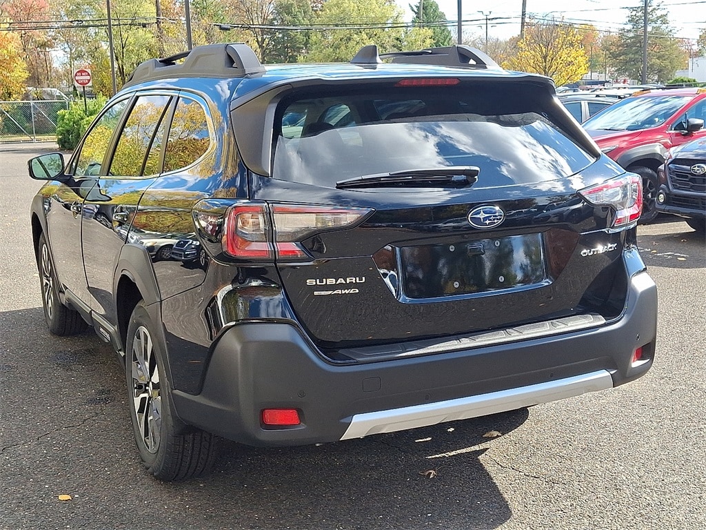New 2025 Subaru Outback Limited SUV