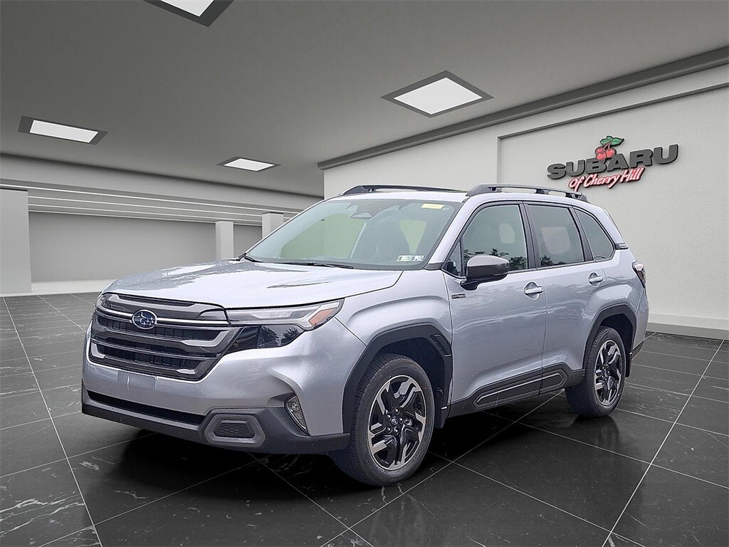 2025 Subaru Forester Limited photo 2