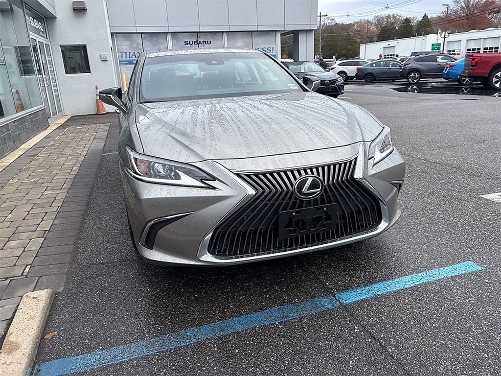 Used 2021 Lexus ES 350 Sedan
