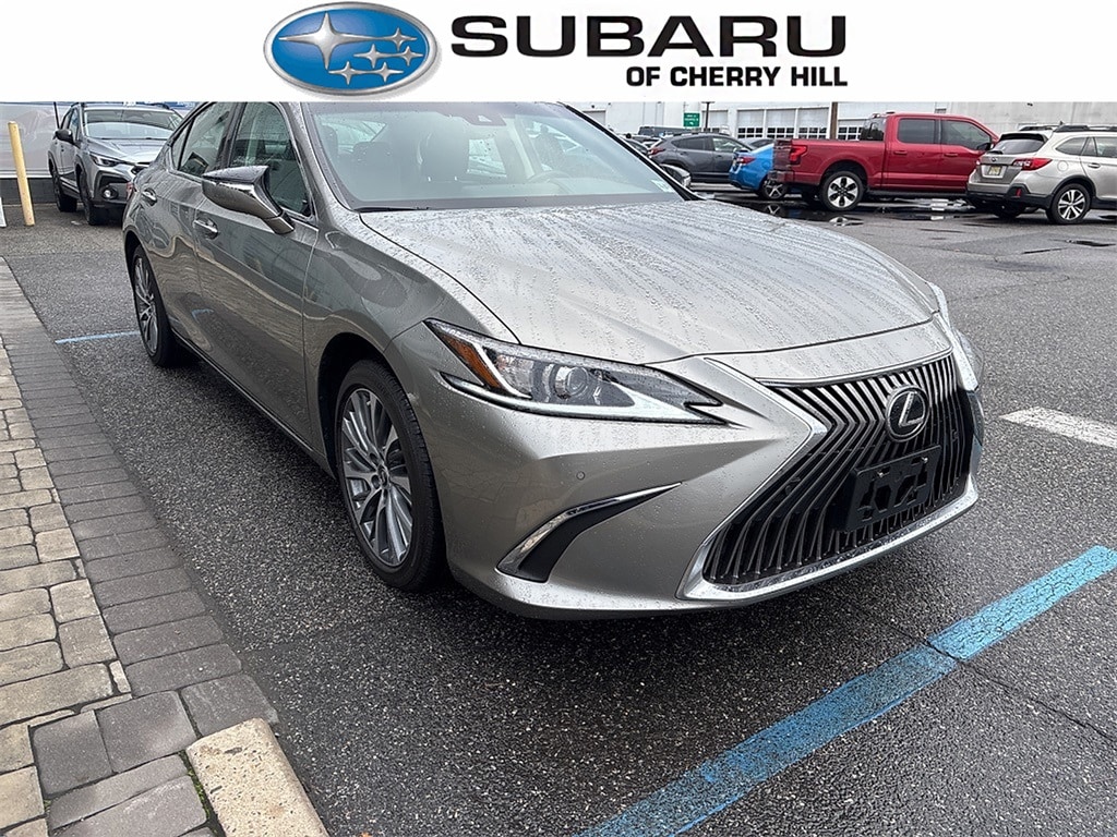 Used 2021 Lexus ES 350 Sedan
