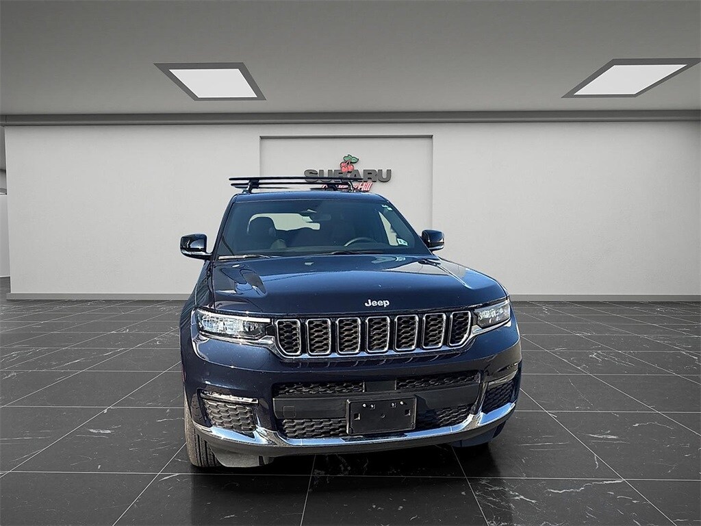 2024 Jeep Grand Cherokee Limited photo 3