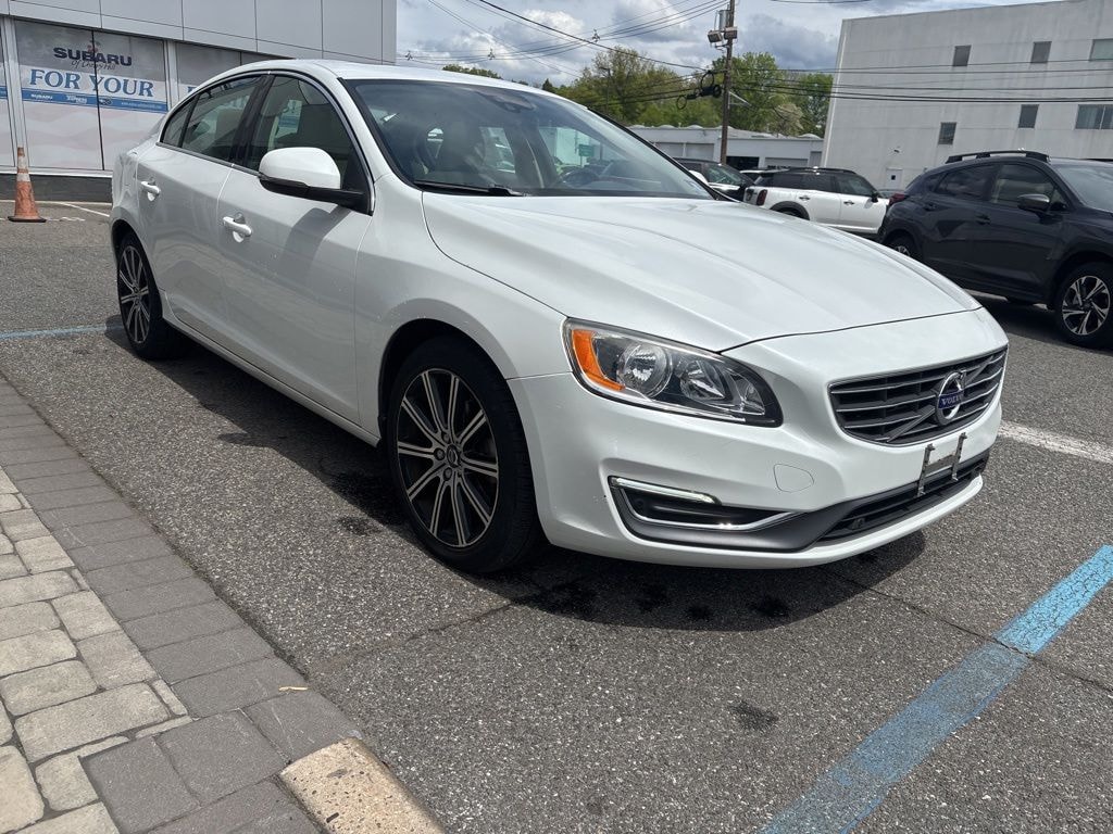 Used 2017 Volvo S60 Inscription T5 Sedan