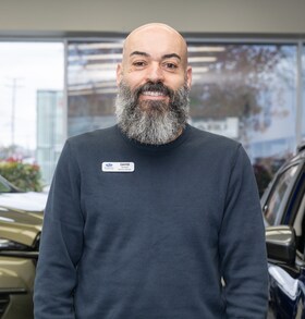 Staff member David Giovine from ID_9accfd90b2e0