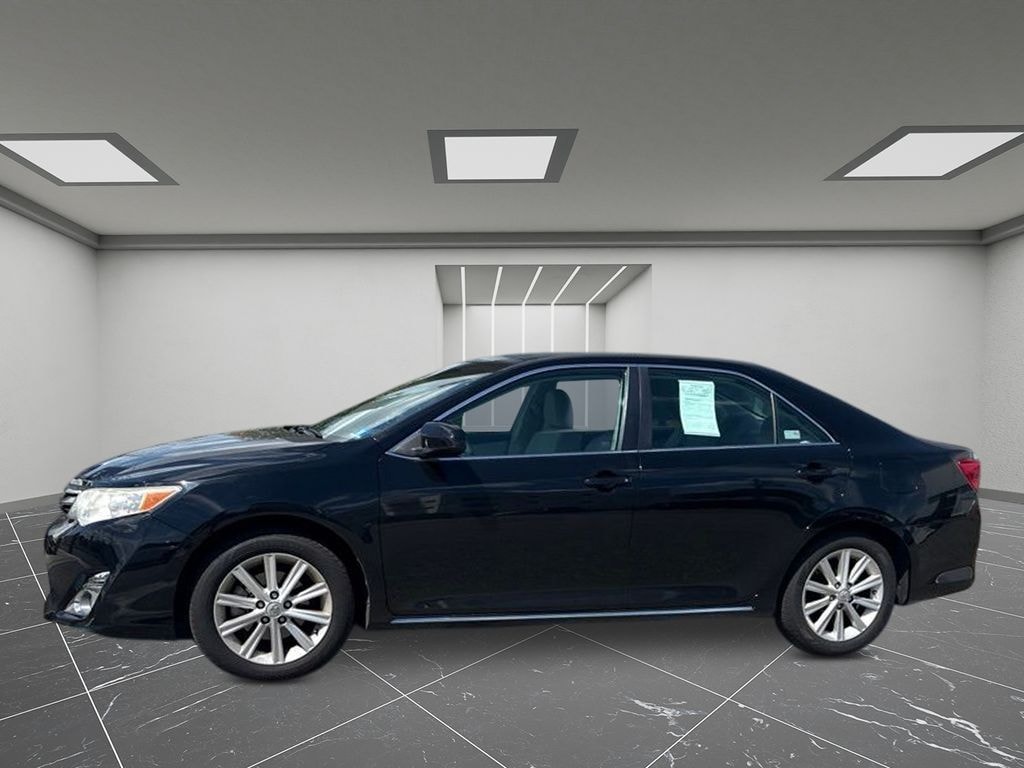 Used 2012 Toyota Camry XLE Sedan