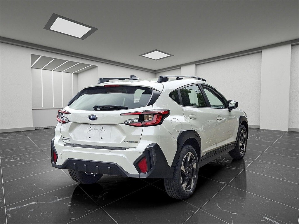 2025 Subaru Crosstrek Limited photo 3