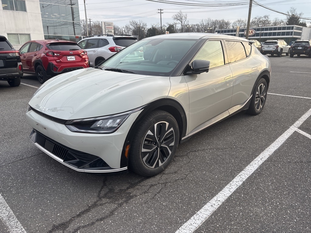 Used 2023 Kia EV6 Wind with VIN KNDC3DLC0P5102994 for sale in Cherry Hill, NJ