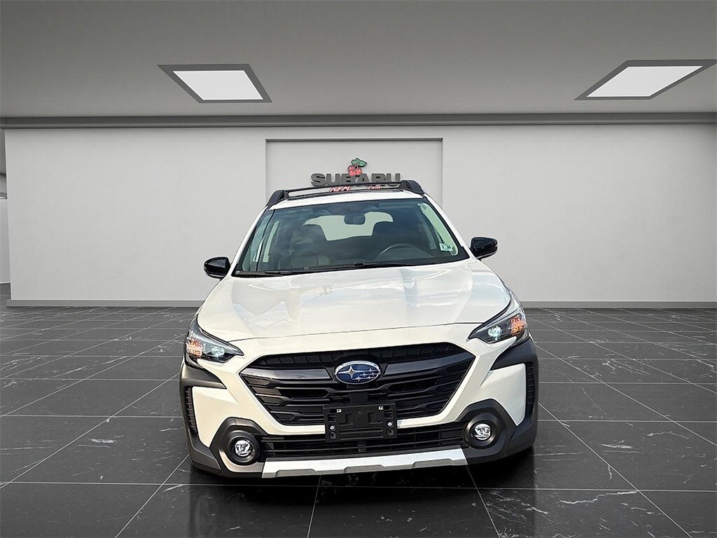 2025 Subaru Outback Limited photo 4