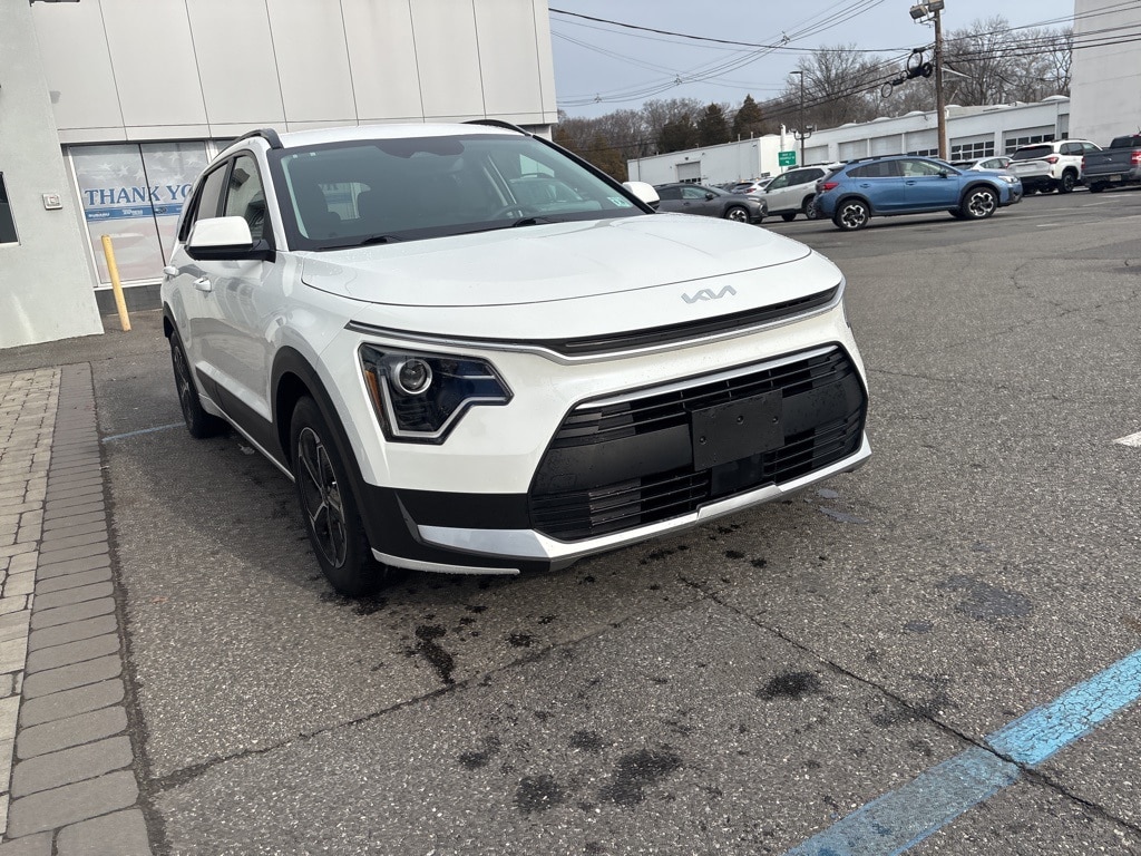 Used 2023 Kia Niro Plug-In Hybrid EX SUV