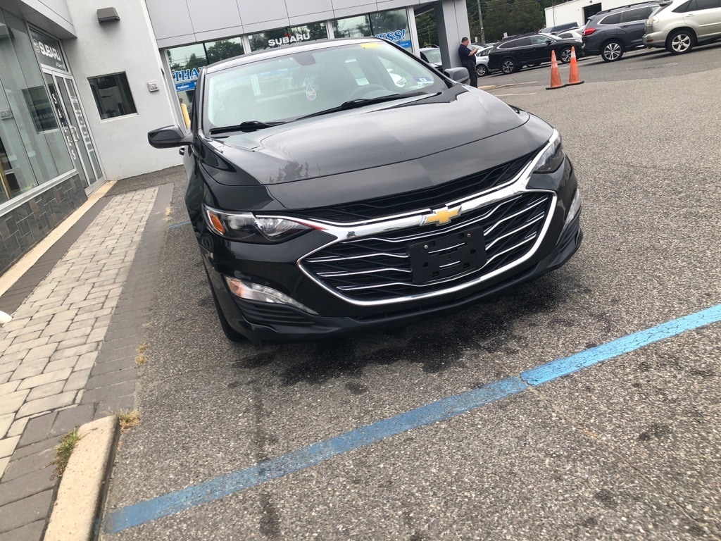 Used 2019 Chevrolet Malibu 1LT with VIN 1G1ZD5ST9KF198327 for sale in Cherry Hill, NJ