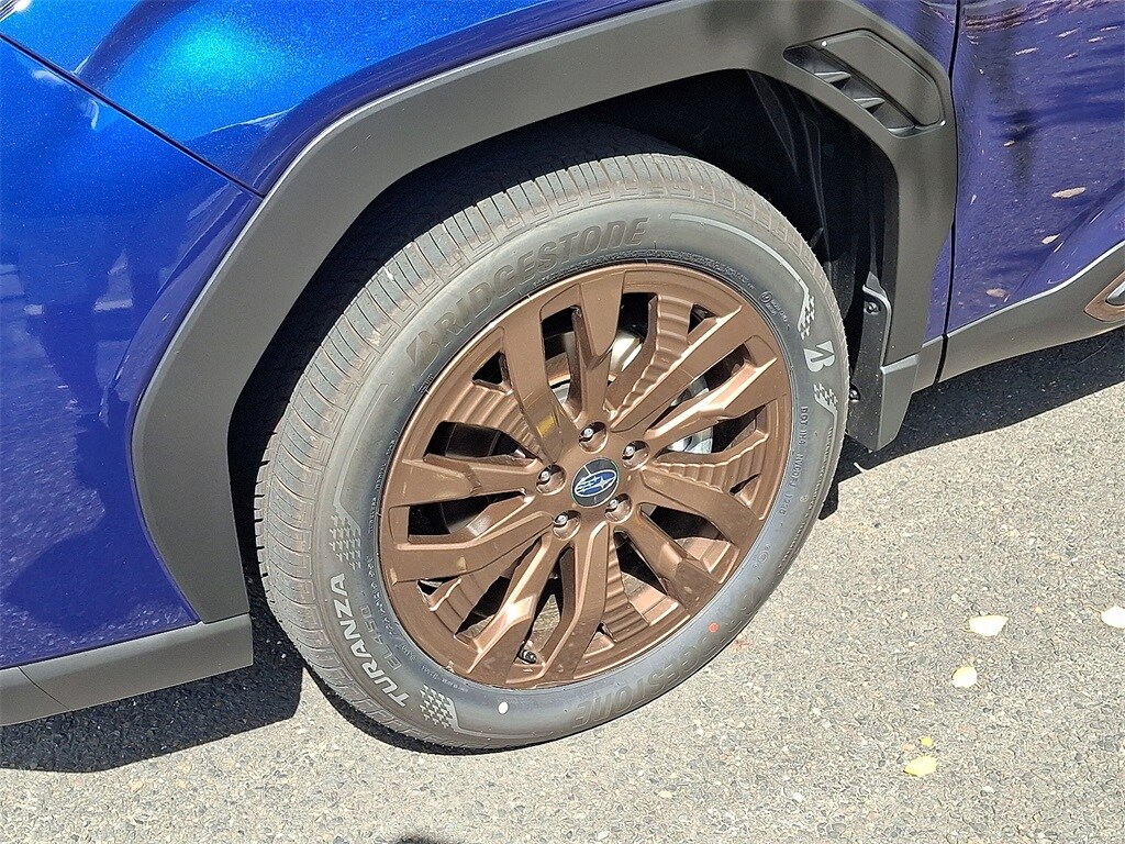 2025 Subaru Forester Sport Base photo 2