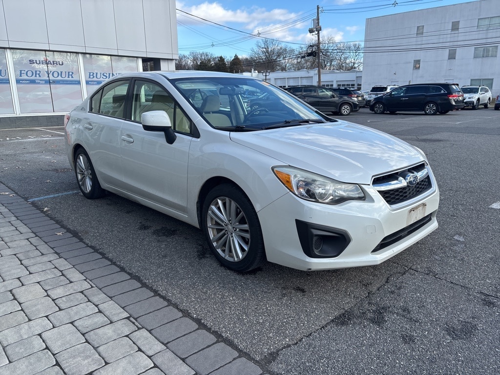 2014 Subaru Impreza 2.0I Premium's photo