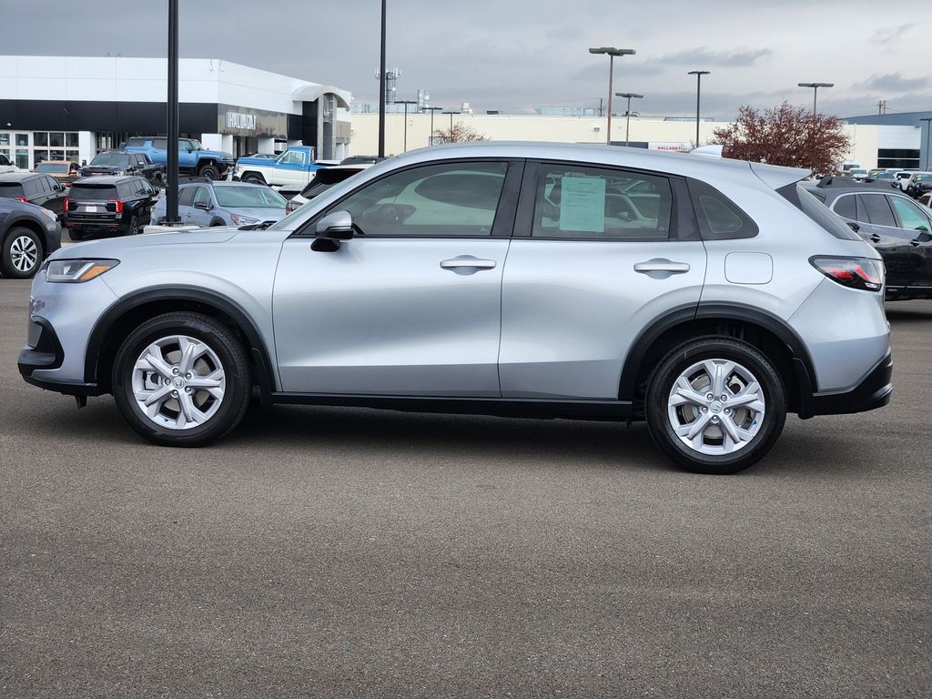Used 2024 Honda HR-V LX with VIN 3CZRZ2H38RM733389 for sale in Cheyenne, WY