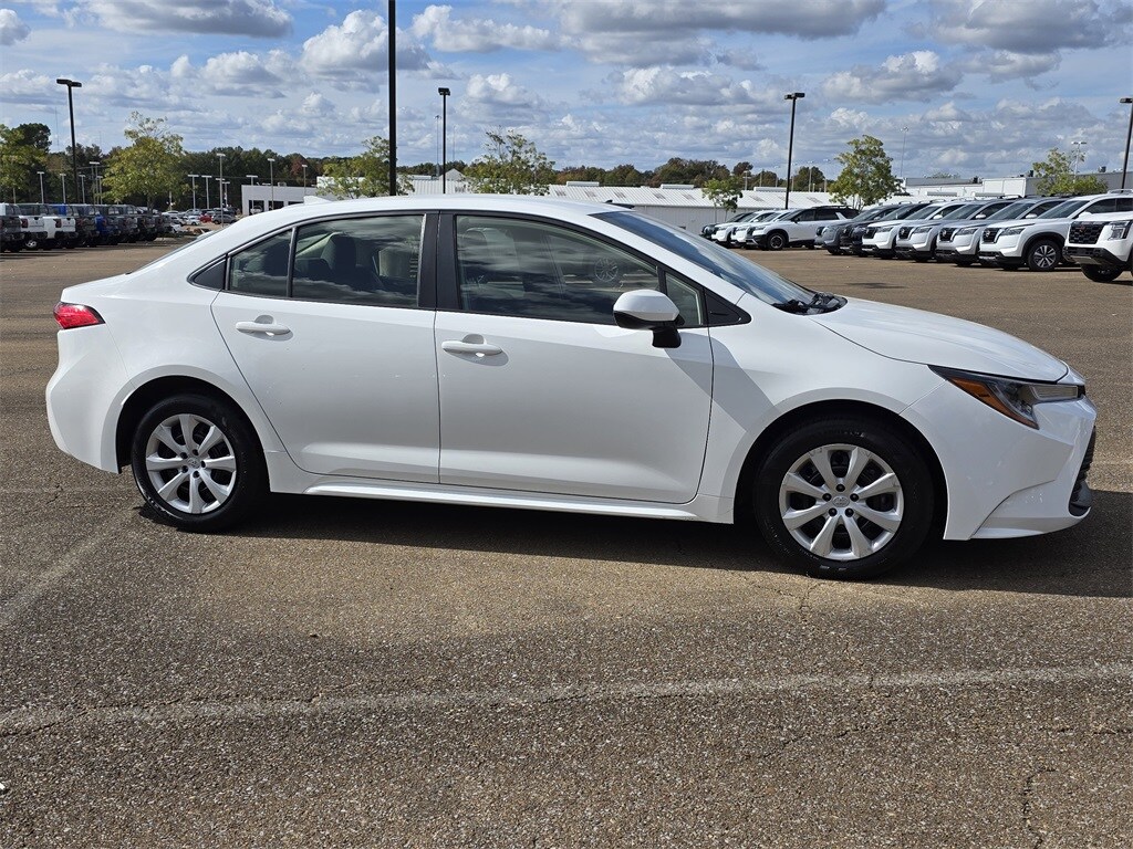 Used 2023 Toyota Corolla LE Sedan