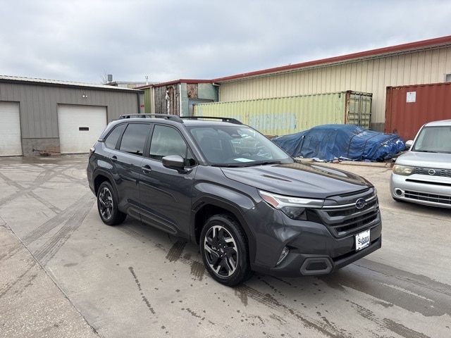 2025 Subaru Forester Limited's photo