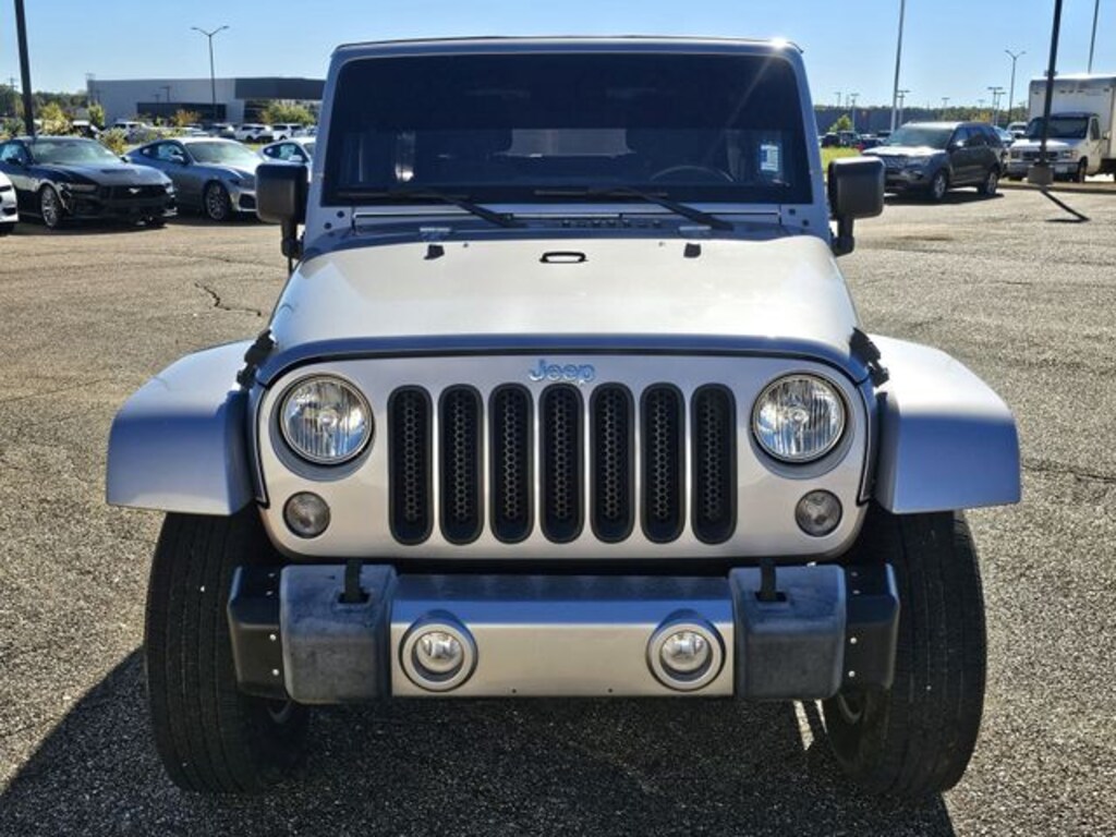 Used 2016 Jeep Wrangler JK Unlimited Sahara 4x4 SUV