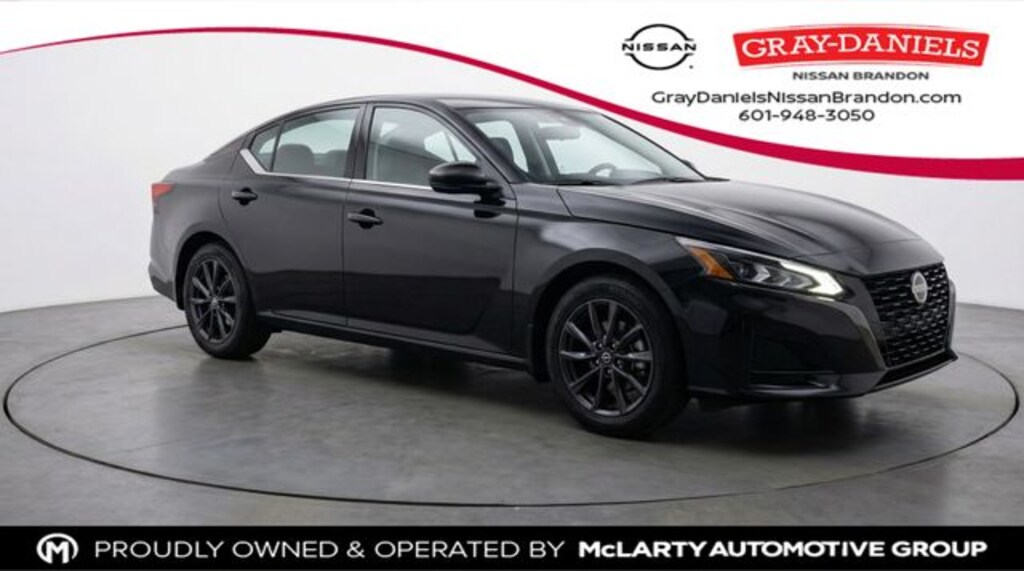 Used 2025 Nissan Altima SV Sedan