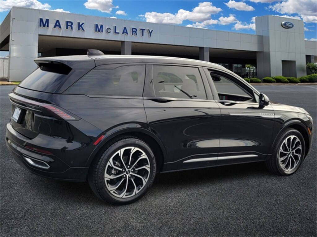 Used 2024 Lincoln Nautilus Reserve SUV