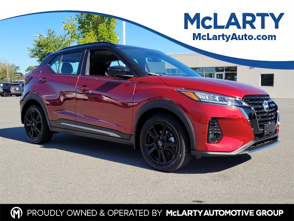 Used 2024 Nissan Kicks SR SUV