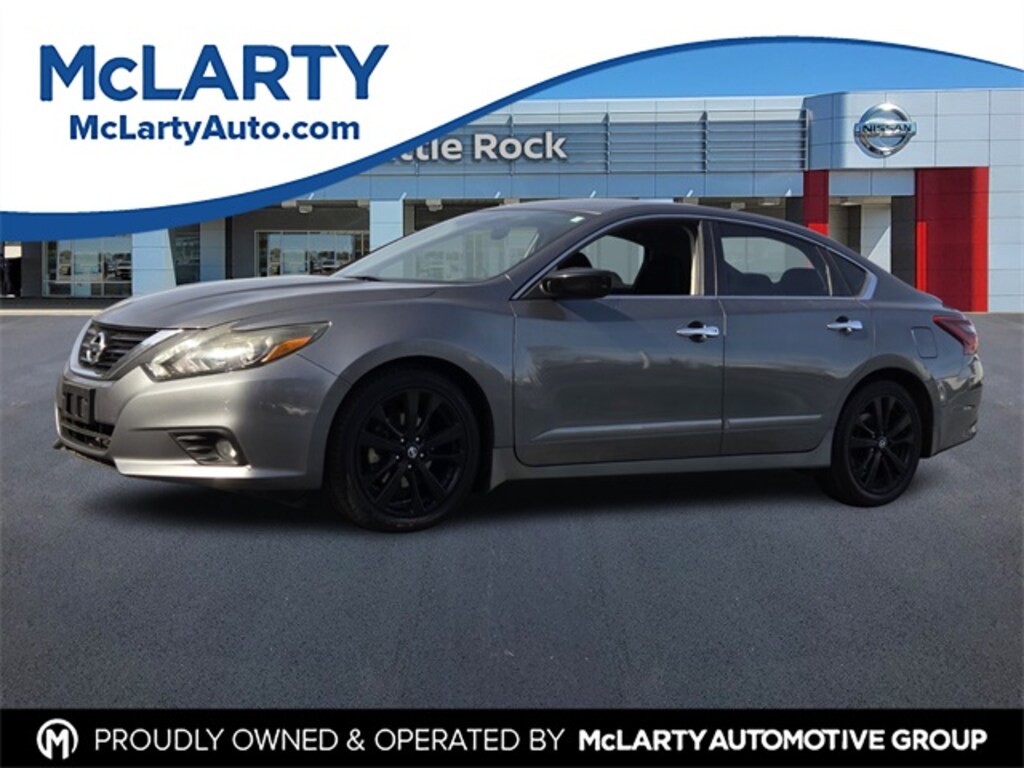 Used 2017 Nissan Altima 2.5 SR Sedan