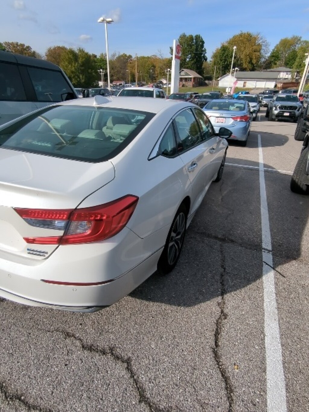 Used 2019 Honda Accord Hybrid Touring Sedan