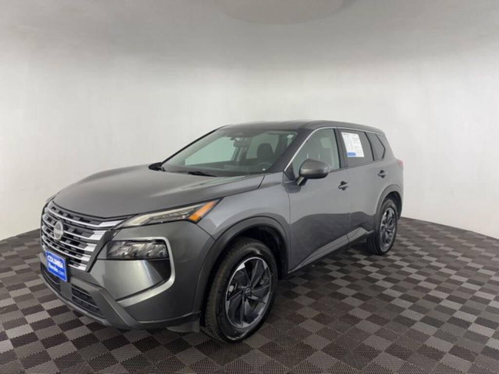 Used 2024 Nissan Rogue SV SUV