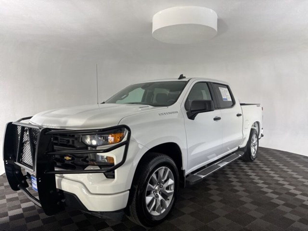 Used 2025 Chevrolet Silverado 1500 Custom Truck Crew Cab