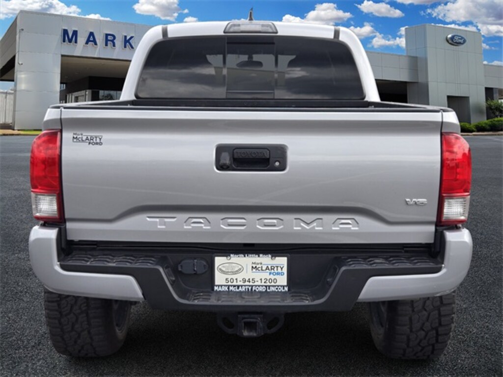 Used 2017 Toyota Tacoma Truck Double Cab