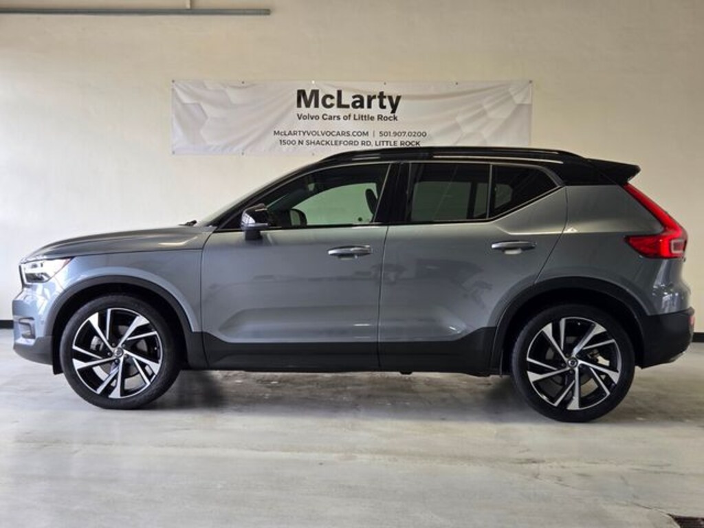 Used 2019 Volvo XC40 T5 R-Design SUV