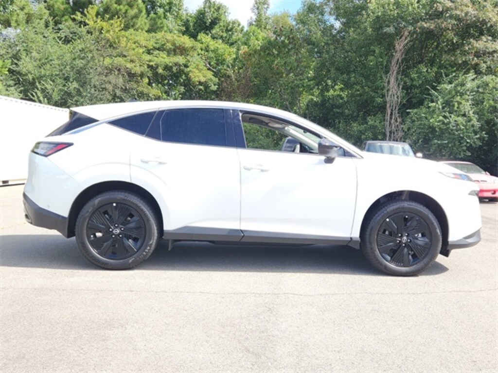 Used 2025 Nissan Murano SV SUV