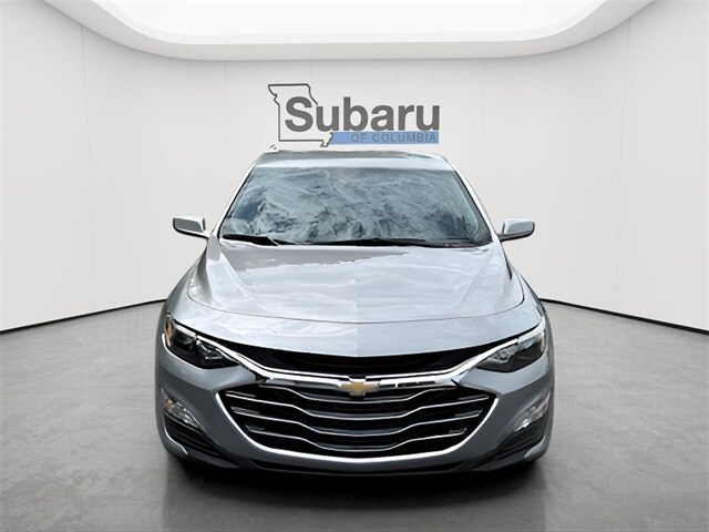 2025 Chevrolet Malibu 1LT photo 2