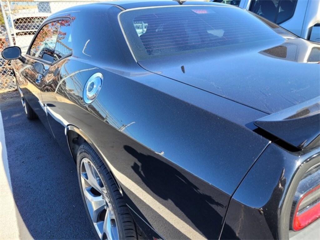 Used 2016 Dodge Challenger SXT Coupe