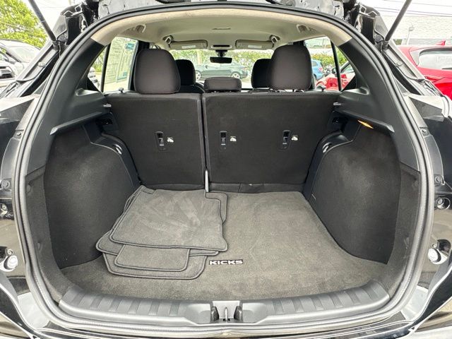 2023 Nissan Kicks SR - Photo 11