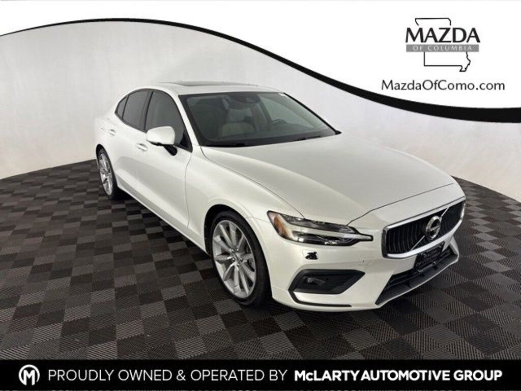 Used 2020 Volvo S60 T5 Momentum Sedan