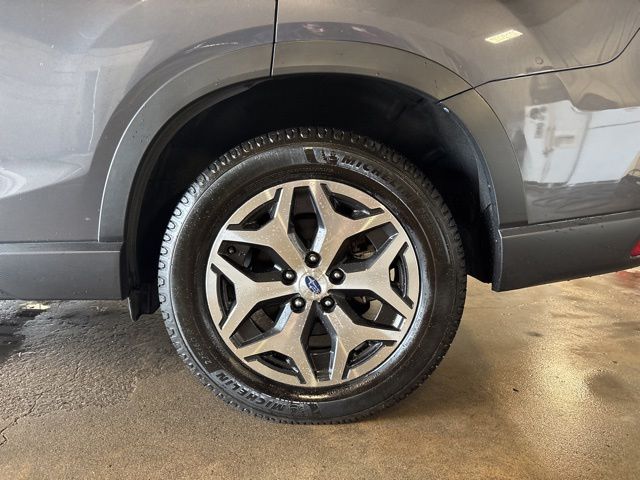 2021 Subaru Forester Premium - Photo 9