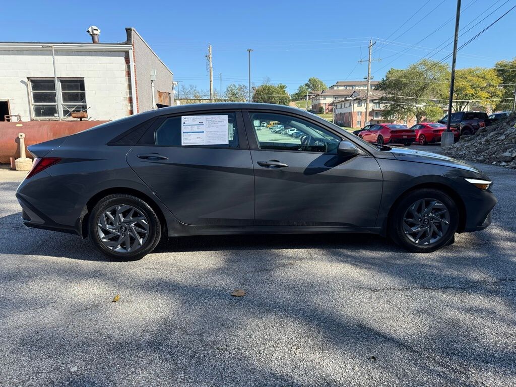 Used 2024 Hyundai Elantra SEL Sedan
