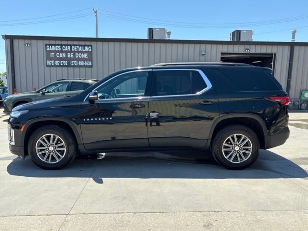 Used 2023 Chevrolet Traverse LT Cloth w/1LT SUV