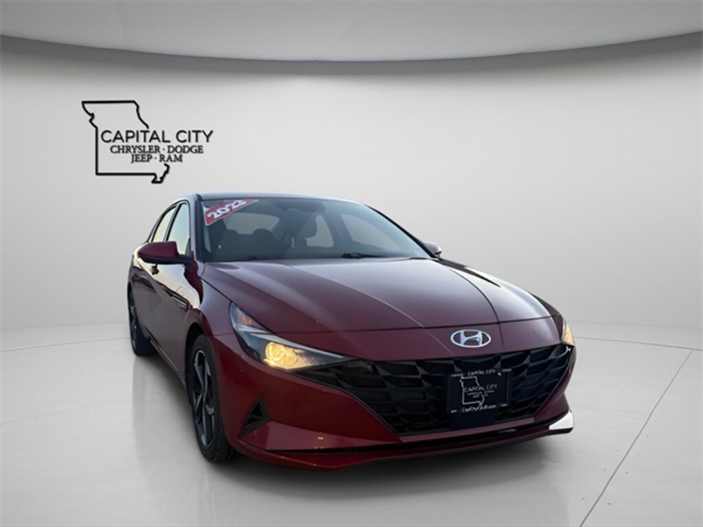 Used 2023 Hyundai Elantra SEL Sedan