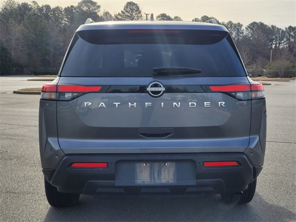 Used 2025 Nissan Pathfinder SV SUV