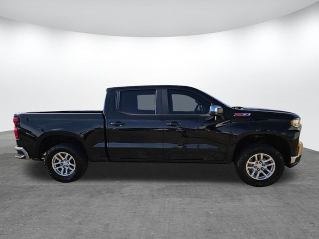 Used 2021 Chevrolet Silverado 1500 LT Truck Crew Cab