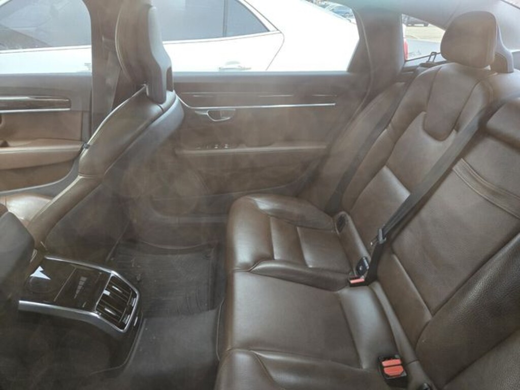 Used 2018 Volvo S90 T5 FWD Momentum Sedan